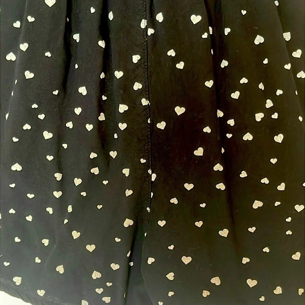 Oshkosh Black Romper w/Hearts Size 7